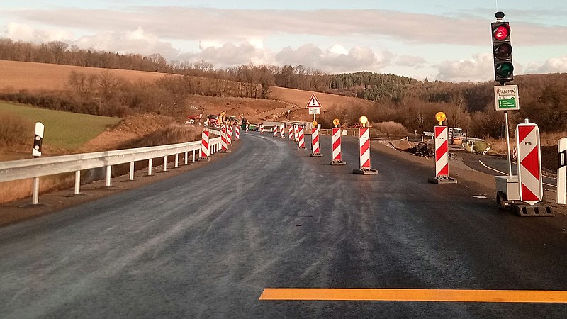 File:Adelsheim - Bau der Umgehungsstraße 2021.jpg