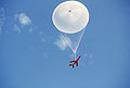 BQM-34A Firebee retourne au sol avec un parachute sur la Tyndall AFB en 1982