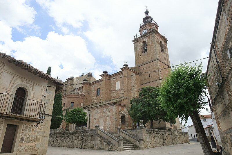 File:Iglesia de Nuestra Señora de la Asunción, La Calzada de Oropesa 03.jpg