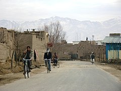 Bagram road - panoramio - Masoud Akbari (5).jpg