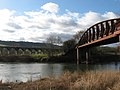 Monmouth-viadukten og Duke of Beaufort Bridge ved Monmouth.