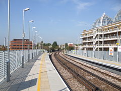 Imperial Wharf stn look north2.JPG