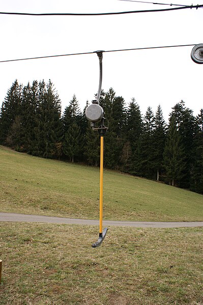 File:Lochau-Dohle Lift-lower station-14ASD.jpg