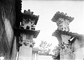 Image 16Que pillar gates of Chongqing that once belonged to a temple dedicated to the Warring States period general Ba Manzi (from Chinese culture)