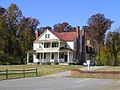 Boykin's Tavern, next to the 1800 courthouse.