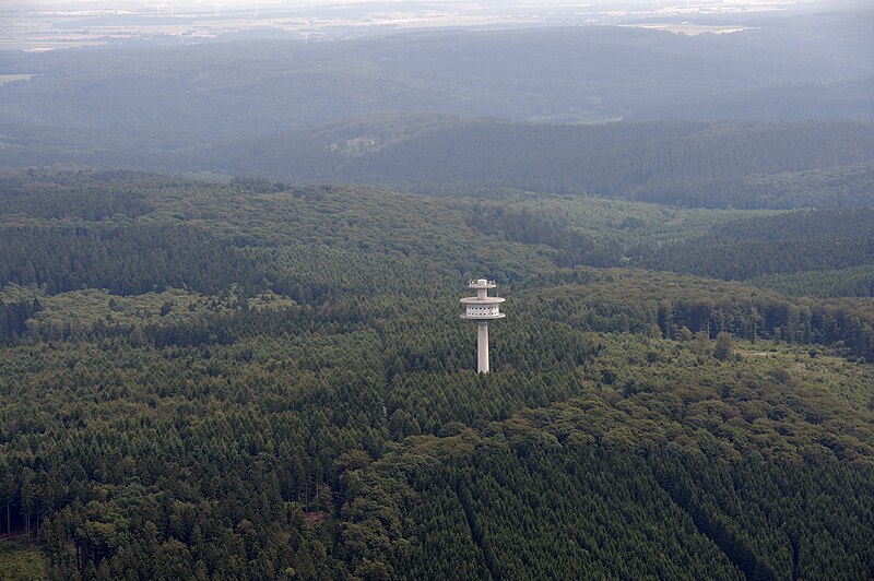 File:Fernmeldeturm Allenberg FFSN-2055.jpg