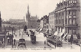 date inconnue Motrice 400 sur la ligne 1 bis au terminus de la Grand-Place de Tourcoing.