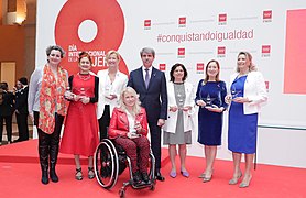 Isabel Díaz Ayuso en la entrega de los premios por el Día Internacional de la Mujer. (46575390464).jpg