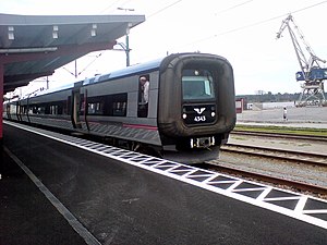 X32 im Bahnhof Sölvesborg, 11. Juli 2007