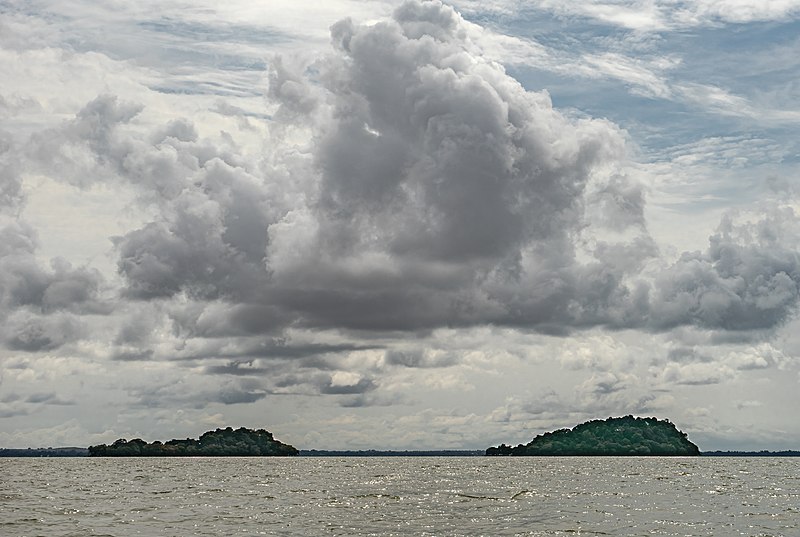 File:Lake Tana, Ethiopia (51644395379).jpg