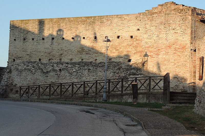 File:Bastione Sangallo (Fano).jpg