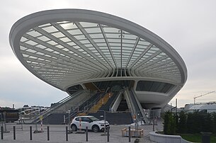 Nouvelle gare de Mons par l'architecte Santiago Calatrava Valls. (définition réelle 4 247 × 2 813)