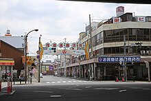 雁道通商店街 （2016年（平成28年）4月）