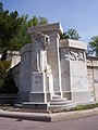 Monument aux morts du jardin des Doms