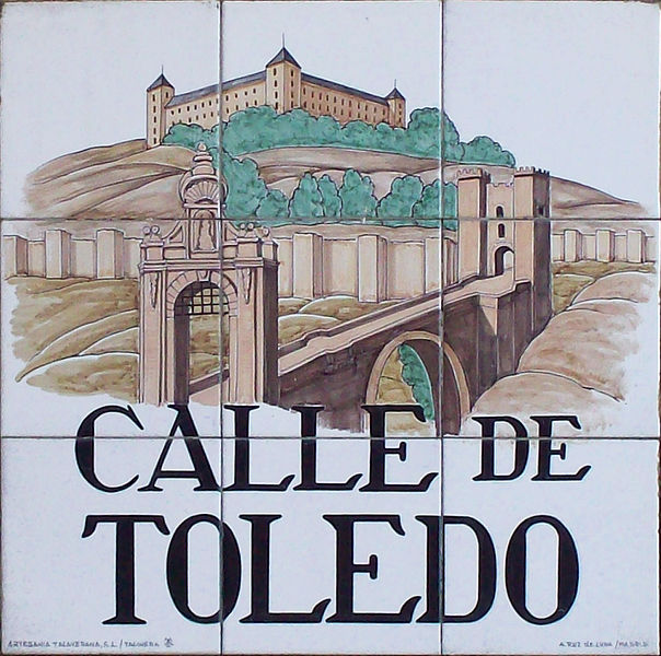 File:Calle de Toledo (Madrid) 03.jpg