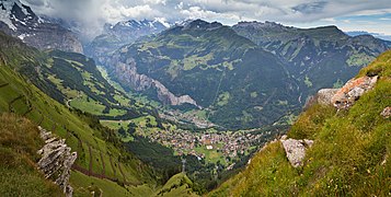 Lauterbrunnental from Männlichen, Bern, Switzerland, 2012 August.jpg