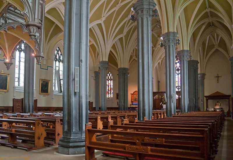 File:Tuam Cathedral of the Assumption South Aisle and Nave 2009 09 14.jpg