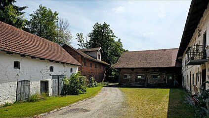 Babing 4, erhaltener Bauernhof aus dem 19. Jahrhundert (wohl 1. Hälfte) vor dem Verfall