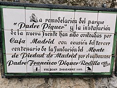 Placa d'homenatge al padre Piquer a Valbona.jpg