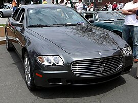 Maserati Quattroporte V - lanserad 2004 och designad av Pininfarina.