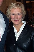 Glenn Close - 2005 (7311023326).jpg