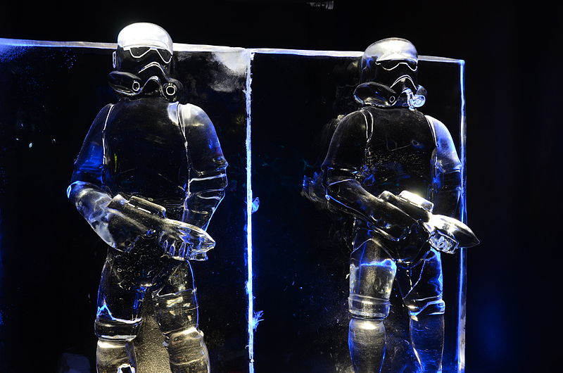 File:Ice sculptures storm troopers Star Wars Zwolle The Netherlands 2015.JPG