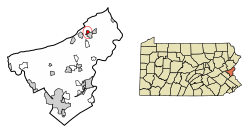 Location of Roseto in Northampton County, Pennsylvania (left) and of Northampton County in Pennsylvania (right)