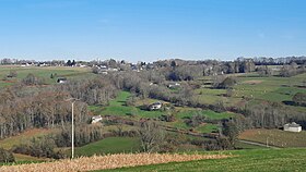 Photographie en couleurs, vue générale d'Avezac.