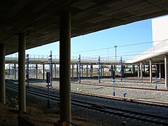 Vista noroeste (desde abajo) a cubrir en la zona de actuaciones de la Estación de Delicias. - panoramio.jpg