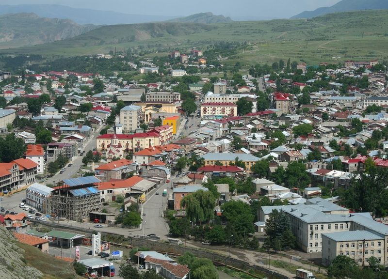 File:Akhaltsike, view from Rabati.jpg