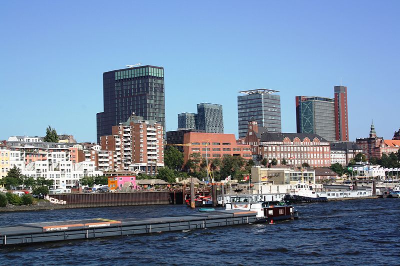 File:Neue Skyline Hamburg.JPG