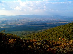 A Zagyva völgye, háttérben a Cserhát