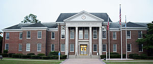 Bryan County Courthouse in Pembroke