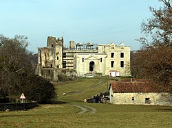 Skyline of Bidache