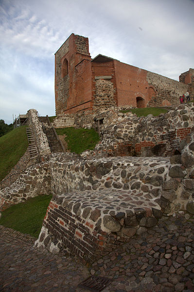 File:Ducal palace in Vilnius 02.jpg