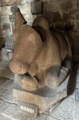 Nandi mit Surya in Prambanan, auf Java, Indonesien (9. Jh.)