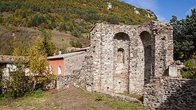 Ruines de l'abbatiale Saint-Jacques.