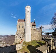 Schloss Lichtenstein (Württemberg) - Hauptschloss - 02.jpg