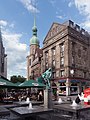 Dortmund, la fontaine (die Bläserbrunnen), la pharmacie (die Adler Apotheke) et le tour de l'eglise Reinoldikirche