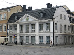 Hiša Sederholm, 1757, najstarejša stavba v središču Helsinkov na jugovzhodnem vogalu trga