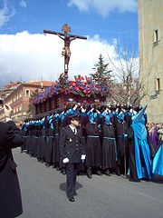 Semana Santa, Santo Cristo de la Bienaventuranza, de la Cofradía del Santo Cristo de la Bienaventuranza (León), durante la procesión de las Bienaventuranzas de 2005..