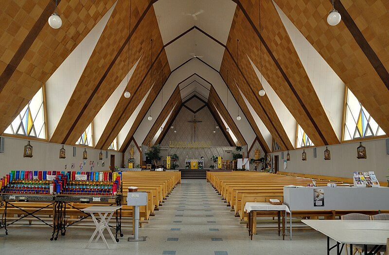 File:Tadoussac - QC - Église Sainte-Croix 02.jpg