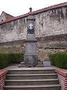 Le monument aux morts.