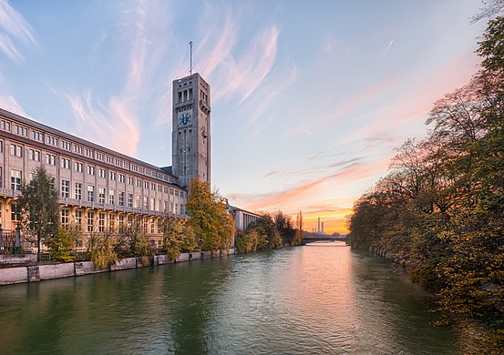     Central building of the Deutsches Museum, Museumsinsel, Munich, Germany.