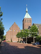 Weeze, katholieke kerk: Pfarrkirche Sankt Cyriakus