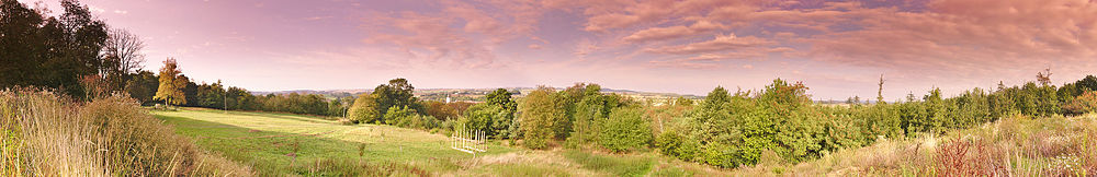 Panoramatický pohled na obec od východu