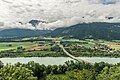 English: View of the Drava, roadbridge of B91, Kirschentheuer, Sechter and Gerloutz Deutsch: Blick auf die Drau, die Straßenbrücke der B91, den Sechter und das Ferlachter Horn