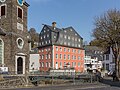 Montjoie, bâtiment monumental: das Rotes Haus