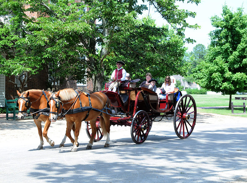 File:Horse Carriage Williamsburg (4664961593).jpg