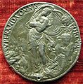 Pazienza incatenata alla roccia. Medaglia di Ercole II d'Este, opera di Pompeo Leoni